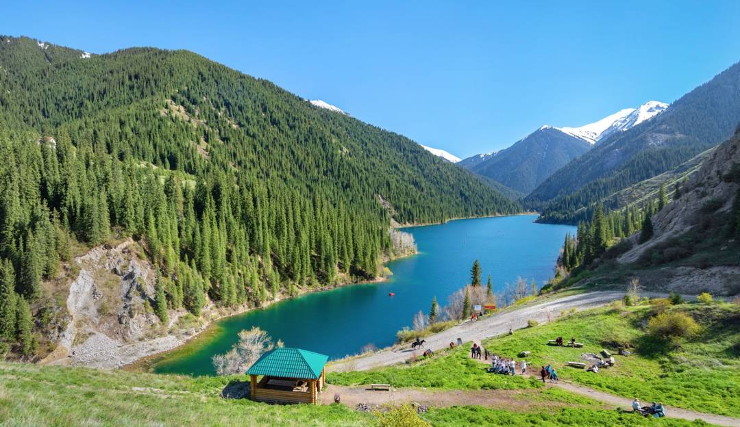 Escapar Travel and Tourism