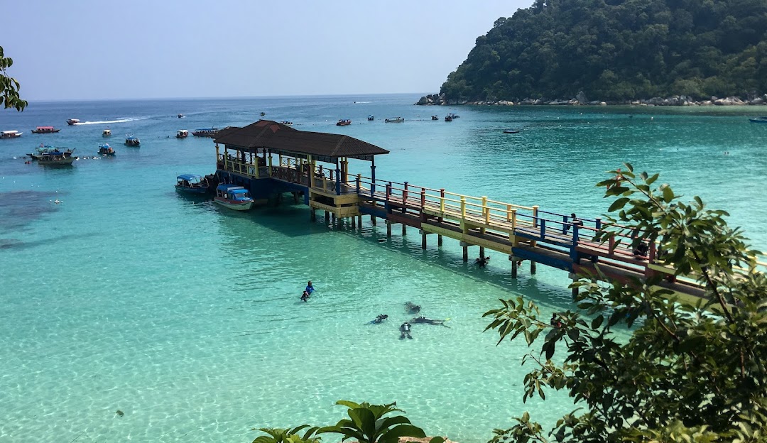 Escapar Travel and Tourism