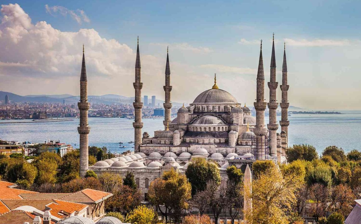 Escapar Travel and Tourism